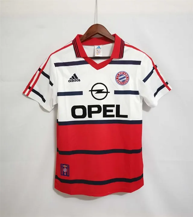 Bayern Munich 1995-1997 Away Red/ White Retro Football Shirt
