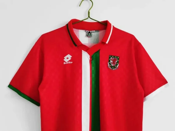 Wales 1996-1998 Retro Home Retro Football Shirt
