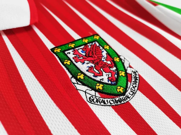 Wales 1996 -1998 Retro Away Retro Football Shirt