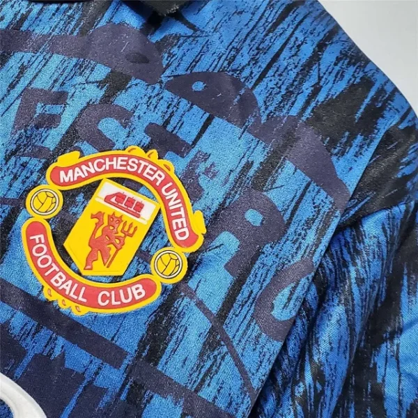 Manchester United 1992-1993 Blue Away Football Shirt