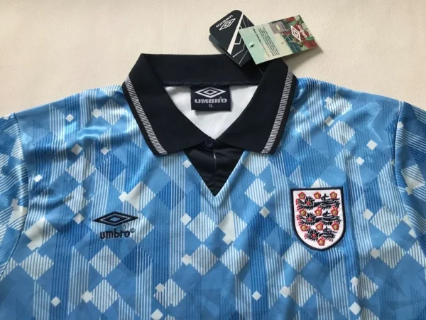 England 1990-1992 Retro Blue Away Football Shirt