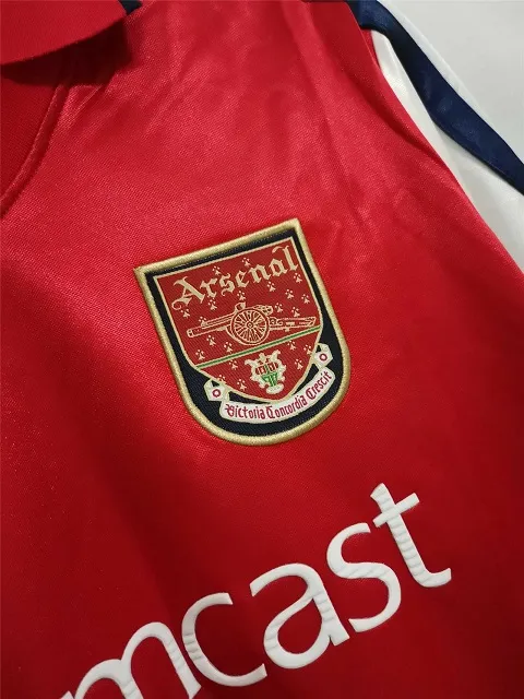 Arsenal 2000-2002 Retro Home Soccer Jersey
