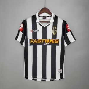 Juventus 2001-2002 Home Soccer Jersey