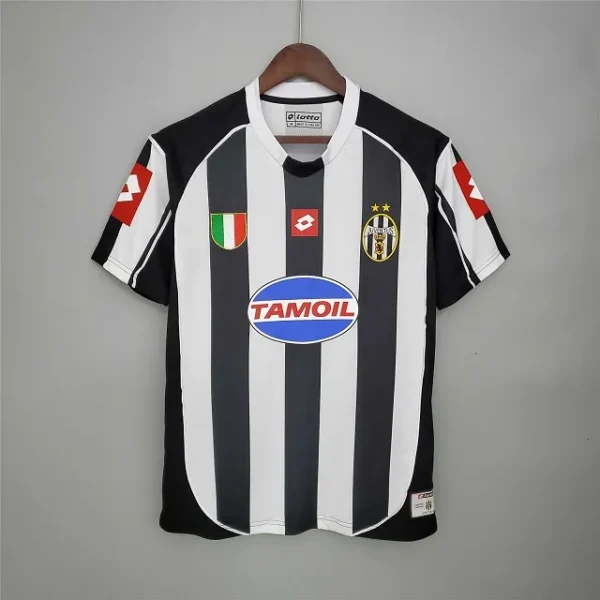 Juventus 2002-2003 Home Soccer Jersey