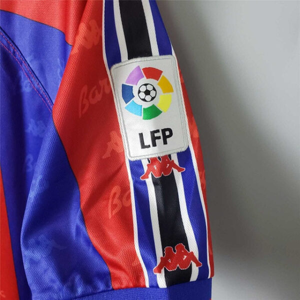 Barcelona 1996-1997 Home Retro Football Shirt