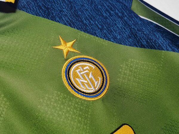 Inter Milan 1995-1996 Away Green Retro Football Shirt